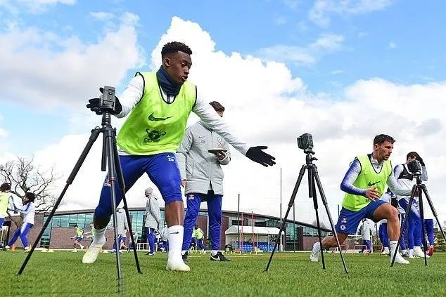 Chelsea tập - Bóng Đá
