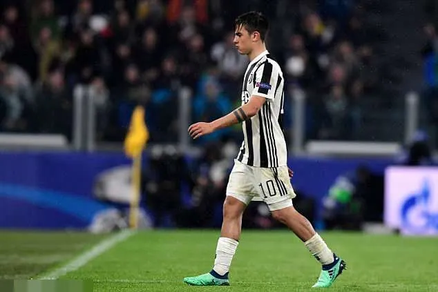 'Tội đồ' Dybala còn lâu mới thành Ronaldo và Messi - Bóng Đá