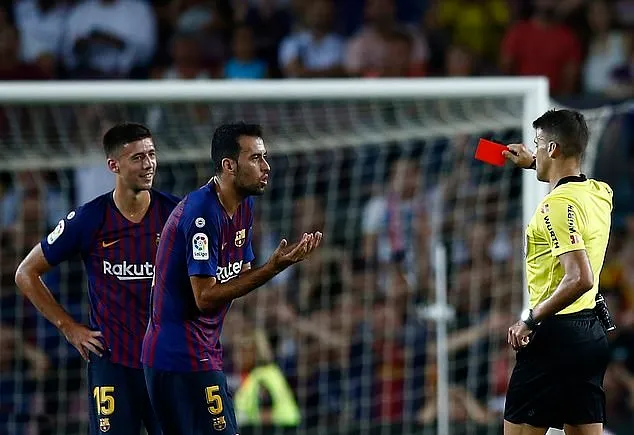 đối thủ bất ngờ vì lenglet nhận thẻ đỏ - Bóng Đá