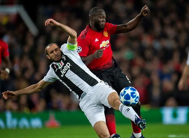 Thủ quân Juventus phản hồi lời khen của Mourinho (Chiellini) - Bóng Đá