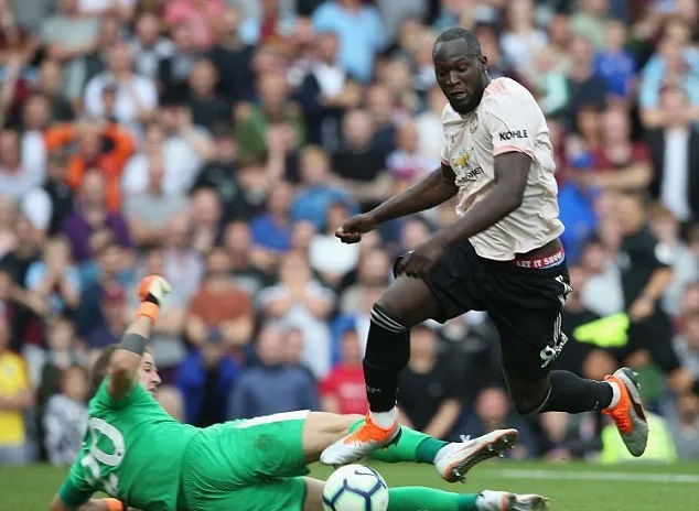 Lukaku lên đồng, CĐV phát hiện ra 'bùa hộ mệnh' khiến tất cả bật ngửa - Bóng Đá