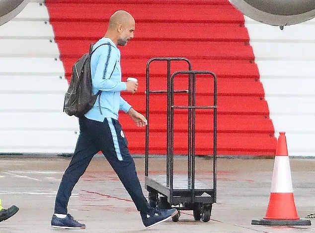 Thua sốc Lyon, 'tội đồ' của Man City vẫn chưa hoàn hồn trở lại - Bóng Đá