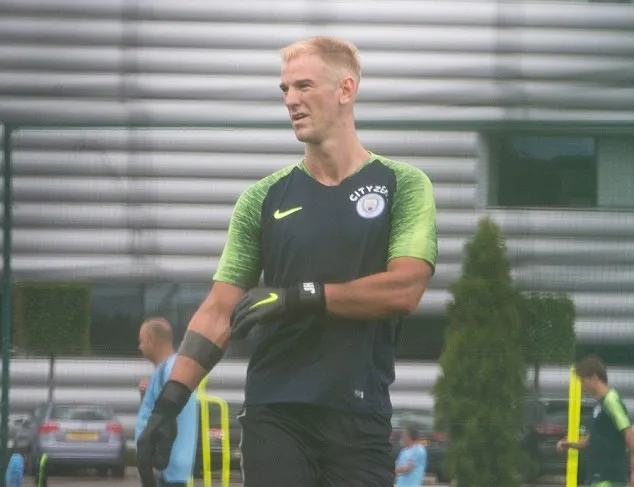 Sau tất cả, Joe Hart đã trở lại Man City - Bóng Đá