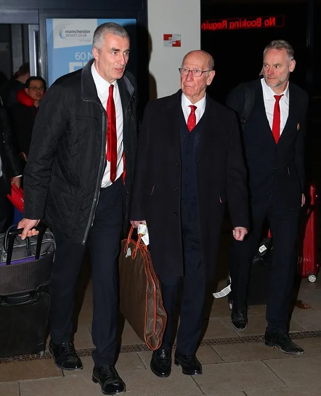 Hòa thất vọng, Man Utd vẫn được chào đón tại quê nhà - Bóng Đá