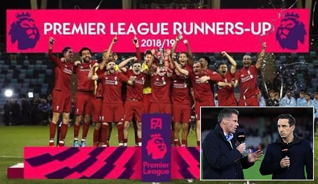 Neville troll Carragher với 'danh hiệu cho kẻ về nhì', Liverpool đã chuẩn bị sẵn lễ ăn mừng - Bóng Đá