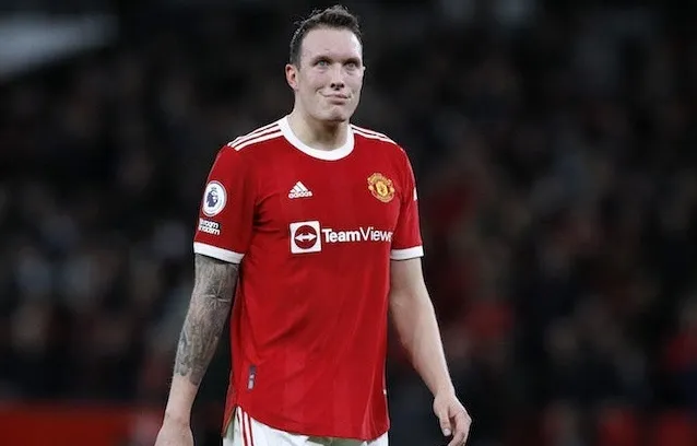 LEEDS UNITED, FULHAM INTERESTED IN MANCHESTER UNITED OUTCAST PHIL JONES - Bóng Đá