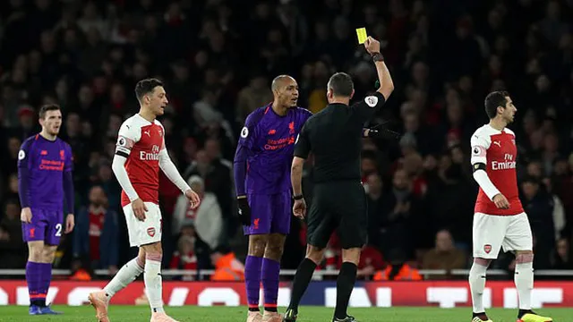Góc Liverpool: Fabinho đơn giản là không thể chơi 1 mình - Bóng Đá