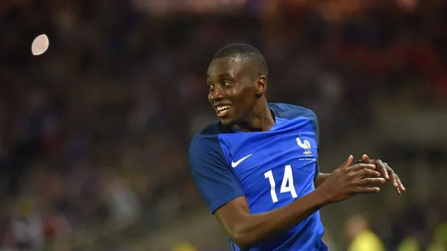 10 tiền vệ chuyền bóng xuất sắc nhất ở World Cup - Bóng Đá