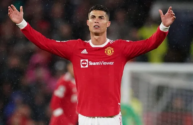 Paul Merson claims Cristiano Ronaldo ‘did not help’ Man Utd last season and blasts his Man Utd team-mates as a ‘joke’ - Bóng Đá