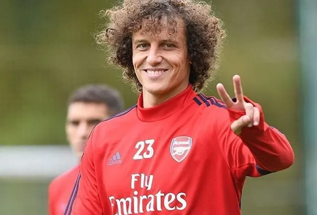 David Luiz wants to help Martinelli - Bóng Đá