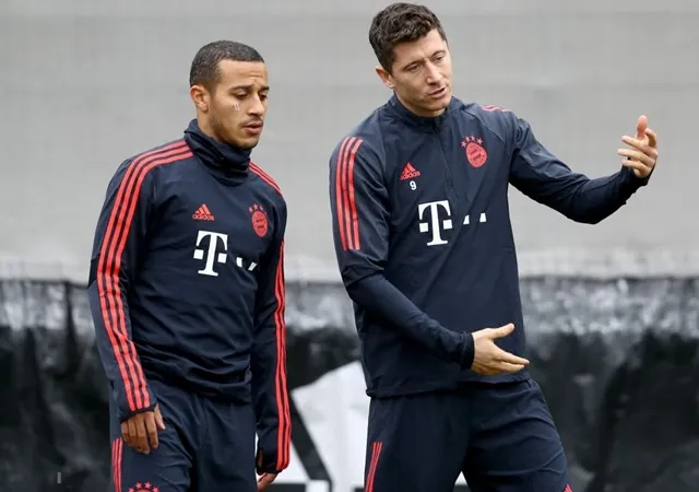 Dàn sao Bayern tươi tắn trong buổi tập đầu tiên sau