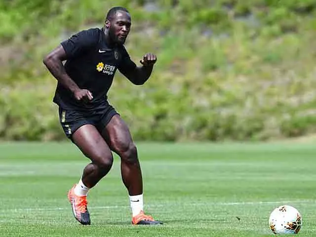 Romelu Lukaku scores AGAIN for new side Inter Milan in pre-season victory over Gozzano - Bóng Đá