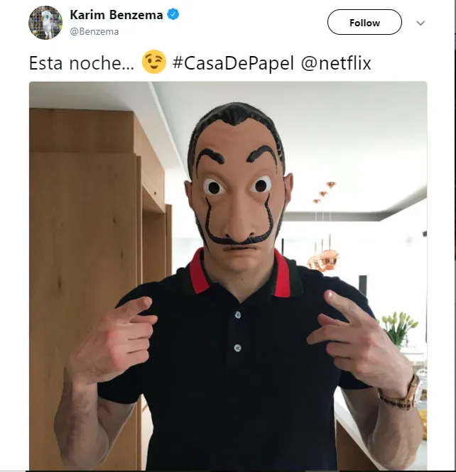 Benzema hóa trang hù fan vì cuồng phim - Bóng Đá