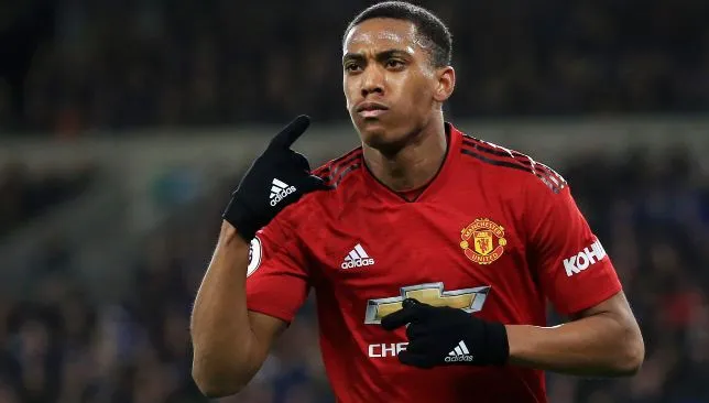 Hé lộ bảng lương chi tiết từng cầu thủ Man Utd: Sau Sanchez là ai? - Bóng Đá