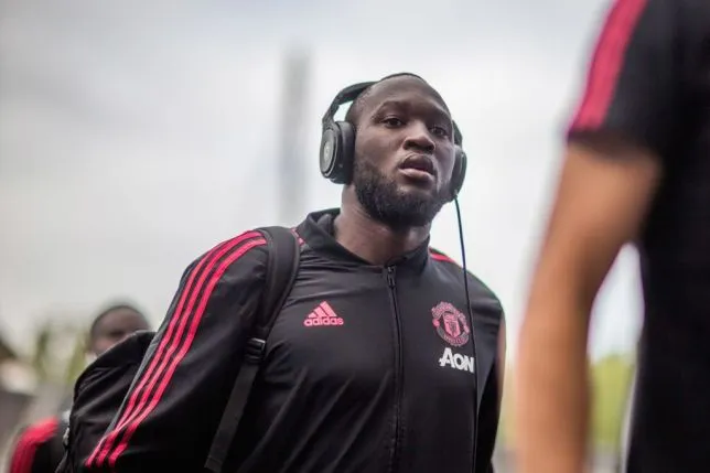 Ảnh Lukaku rời sân tập MU - Bóng Đá