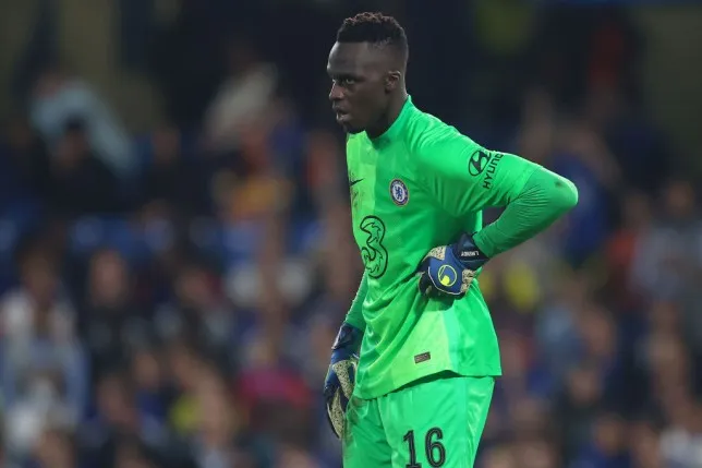 Why Chelsea goalkeeper Edouard Mendy missed Tottenham Premier League clash - Bóng Đá