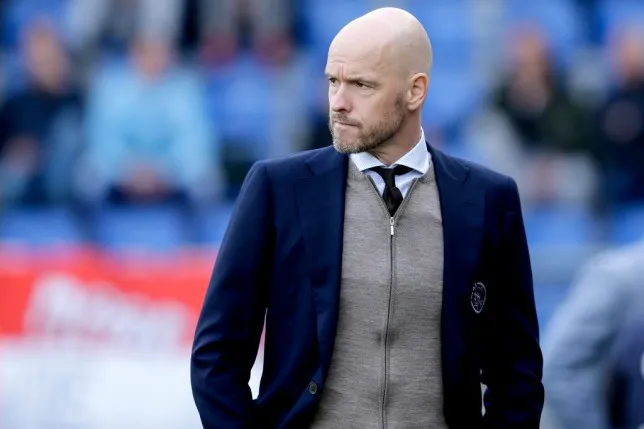 Erik ten Hag tells Manchester United hierarchy they need to buy ‘an entire XI’ - Bóng Đá