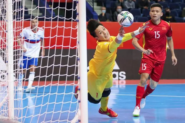 Thủ môn futsal Việt Nam lọt tốp 10 thế giới - Bóng Đá