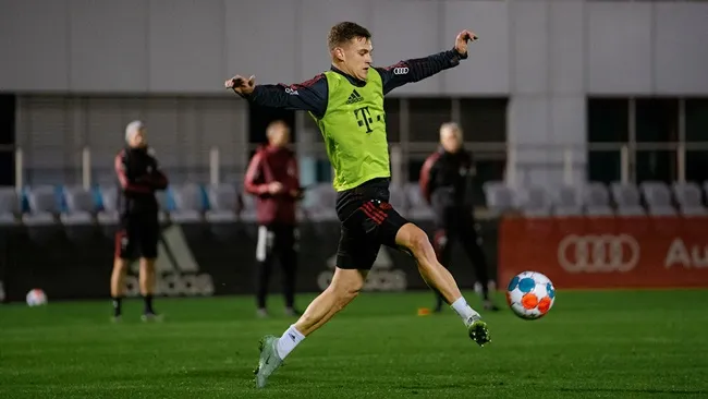 Kimmich trở lại - Bóng Đá