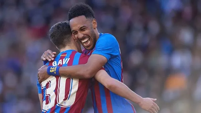 Aubameyang có thể thay đổi mọi thứ cho Barcelona - Bóng Đá