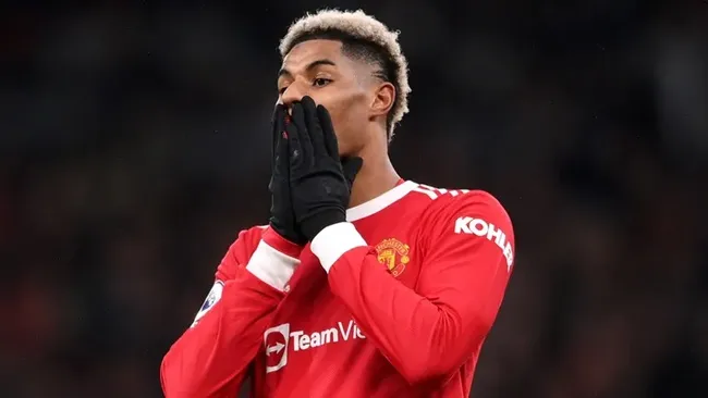 Rashford situation infuriates Neville as he warns Man Utd they'd be 'failures' if he leaves - Bóng Đá