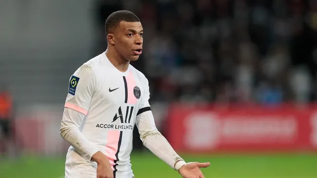 Sự sỉ nhục ở El Clasico cho thấy Real không chỉ cần mỗi Mbappe - Bóng Đá