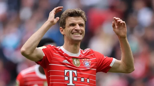 Muller xác nhận lời đề nghị điên rồ từ Man Utd - Bóng Đá