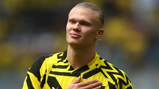 Haaland buys all 33 of his Dortmund team-mates luxury Rolex watches - Bóng Đá