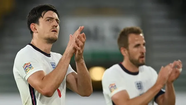 Maguire defends Southgate tactics - Bóng Đá