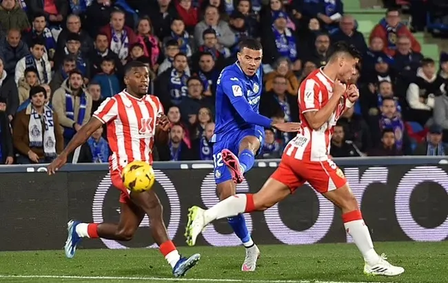 Mason Greenwood scores wonder goal for Getafe as Man Utd fans spot - Bóng Đá