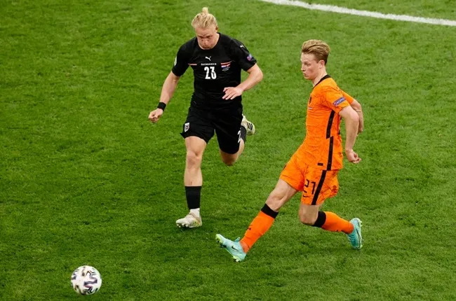 10 con số ấn tượng trận Hà Lan 2-0 Áo: Depay hay, De Jong 'làm hết' - Bóng Đá