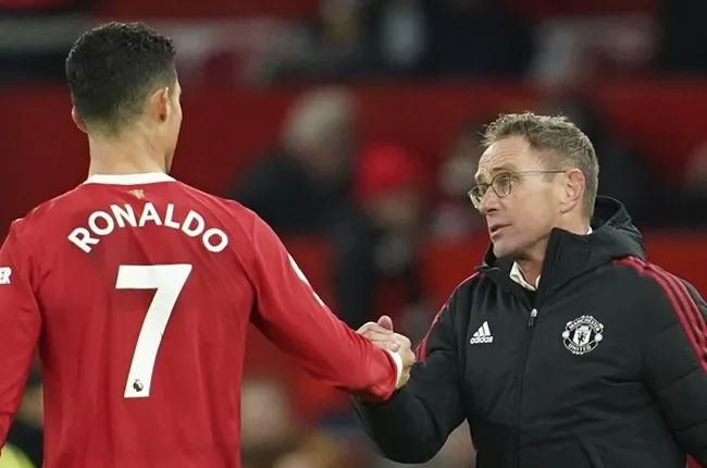 7 lần Ronaldo gây sốc tại Man Utd trong năm 2022 - Bóng Đá