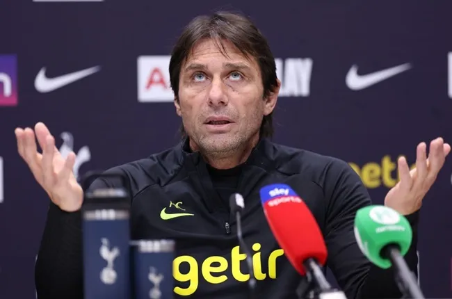 Antonio Conte là Jose Mourinho 'phiên bản lỗi' - Bóng Đá