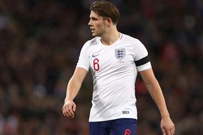 Tarkowski hết hi vọng tham dự World Cup 2018 cùng Tam Sư - Bóng Đá