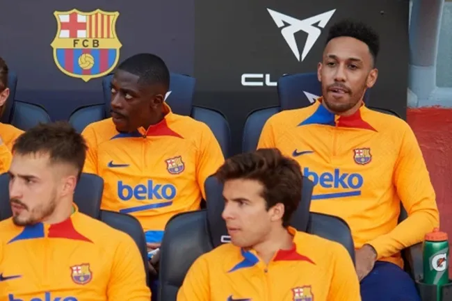 Xavi reacts to Barcelona fans booing and whistling Ousmane Dembele during win over Atletico Madrid - Bóng Đá