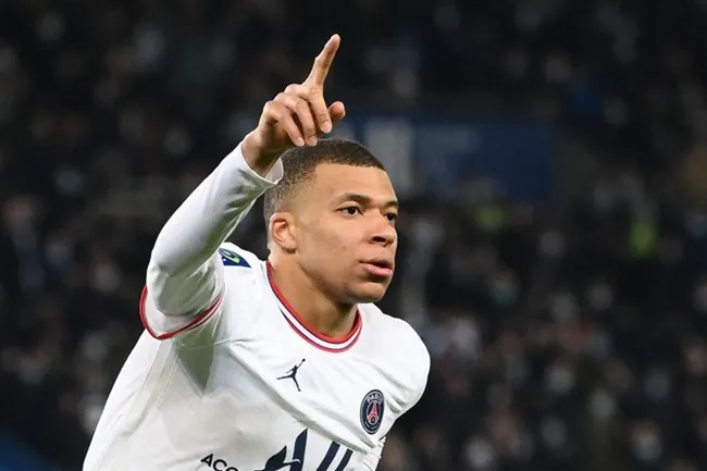 Mbappé wants PSG project built around him as renewal condition - Bóng Đá