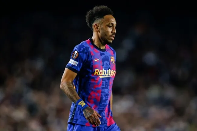 Aubameyang có thể thay đổi mọi thứ cho Barcelona - Bóng Đá