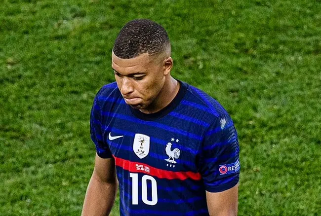 Kylian Mbappe was prepared to QUIT - Bóng Đá