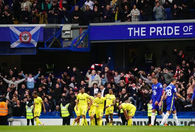 2 bộ mặt của Rudiger trong ngày Chelsea thua thảm - Bóng Đá