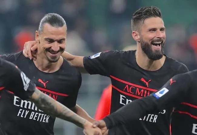 Milan có nên trao ấn kiếm cho Giroud thay Ibrahimovic? - Bóng Đá