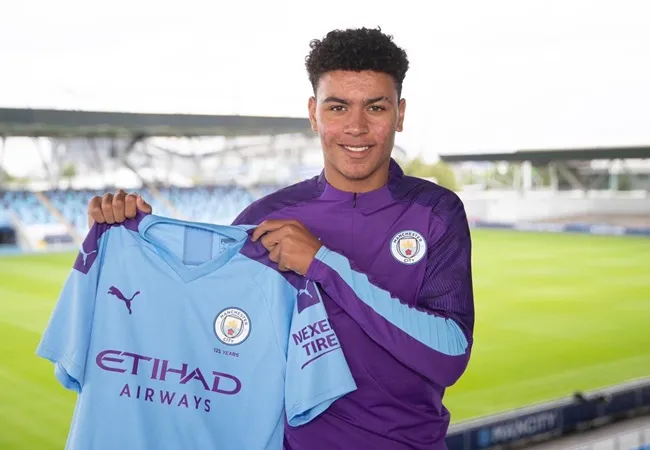 Official: Man City sign talent Morgan Rogers - Bóng Đá