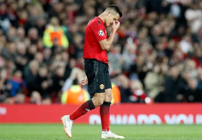 'Giỡn mặt' với Solskjaer, Sanchez đã ném cơ hội cuối qua cửa sổ - Bóng Đá