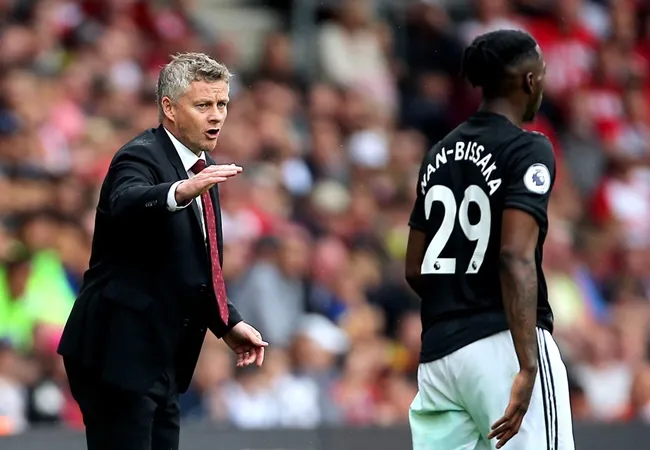Aaron Wan-Bissaka 'chấn thương', thật may cho Man Utd! - Bóng Đá