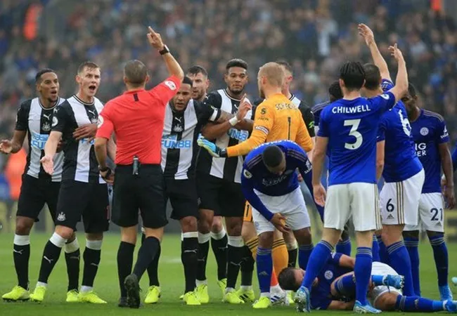 5 'cú sốc' Premier League mùa này: Điểm nhấn thành London - Bóng Đá