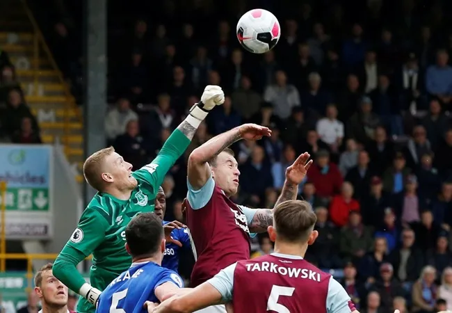 5 'cú sốc' Premier League mùa này: Điểm nhấn thành London - Bóng Đá