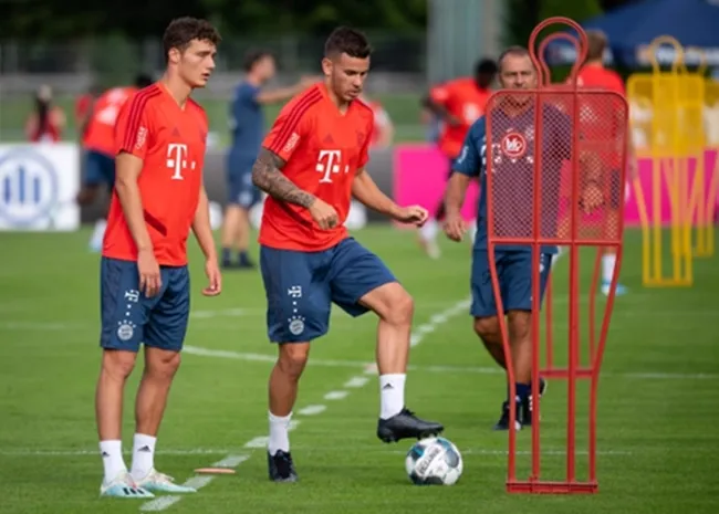 Bayern trở lại ngôi đầu, các tân binh đóng góp công lớn thế nào? - Bóng Đá