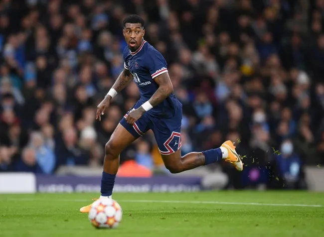 Chelsea có thêm đối thủ ở thương vụ Kimpembe - Bóng Đá