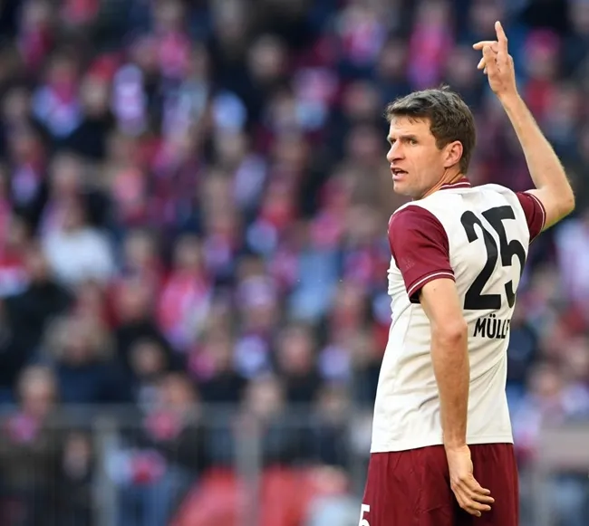 Thomas Müller has not yet been approached by Salihamidžić for new contract talks - Bóng Đá