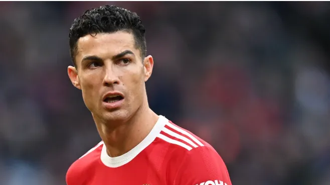 Dwight Yorke: Ronaldo không được tôn trọng ở MU - Bóng Đá