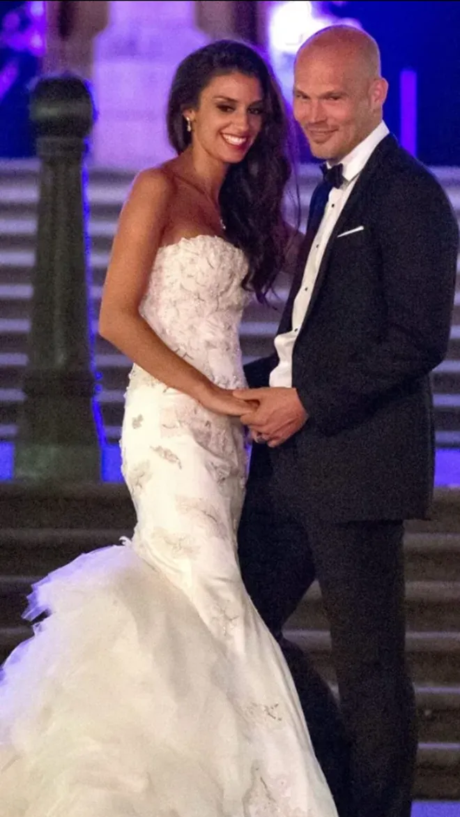 senal interim manager Freddie Ljungberg had red hair, modelled pants for Calvin Klein and married Spurs fan Natalie - Bóng Đá